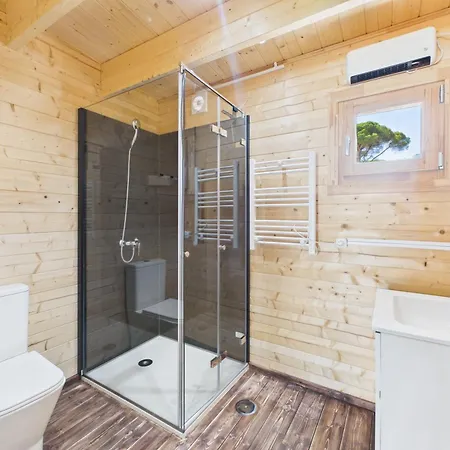 Wooden Ac W/ Pool & Garden - Caparica | By Airnest