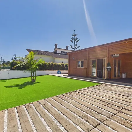 Wooden Ac W/ Pool & Garden - Caparica | By Airnest Nyaraló *